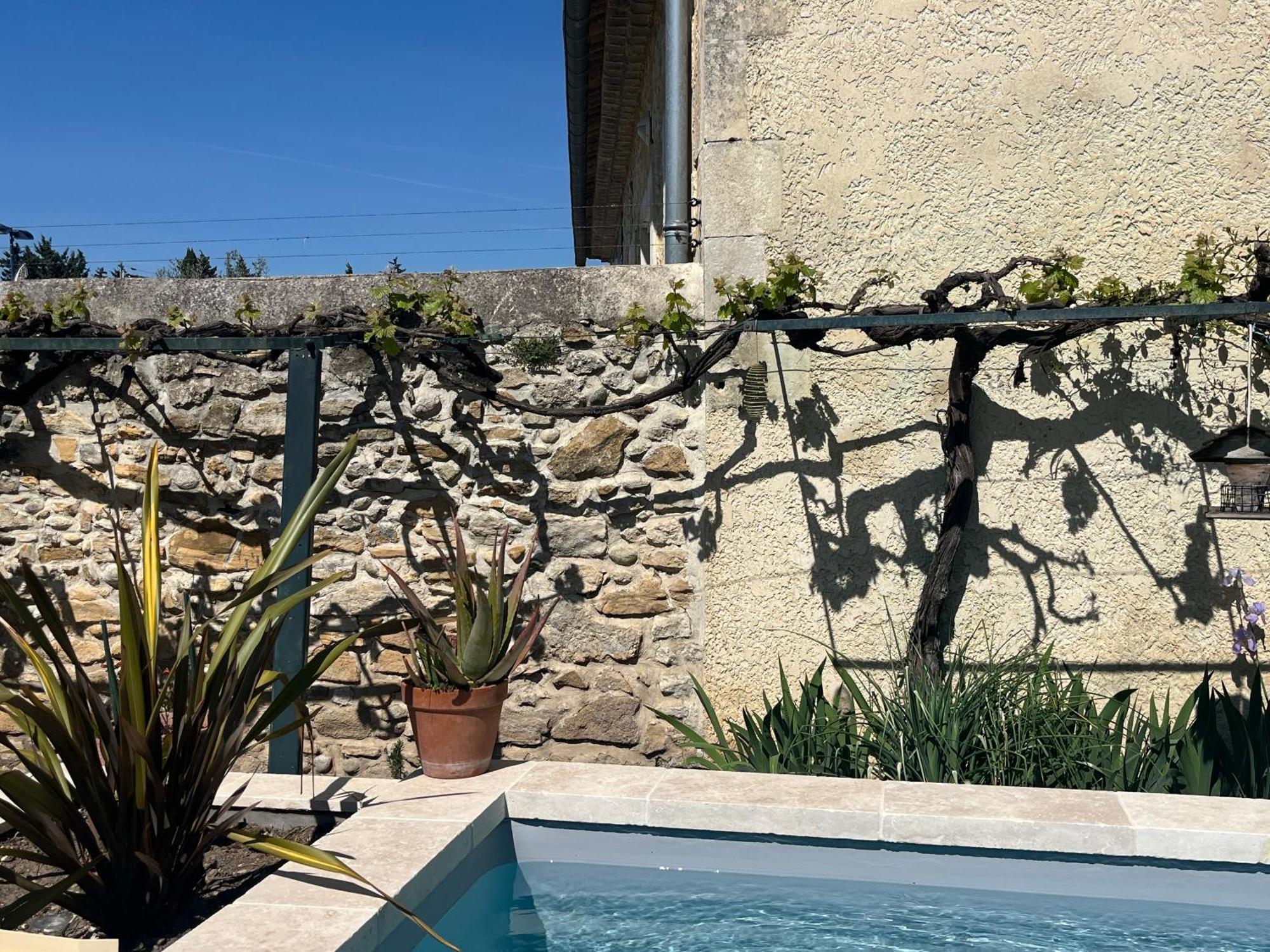 Maison En Provence Lapalud 外观 照片